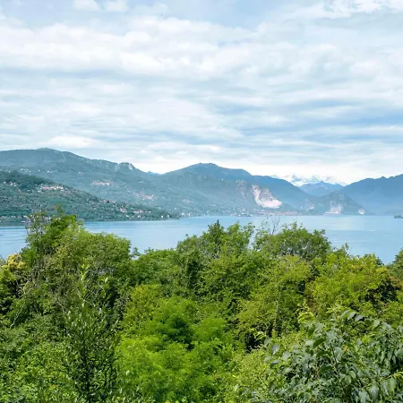 Casa Nel Bosco By Interhome Dom wakacyjny Reno Di Leggiuno